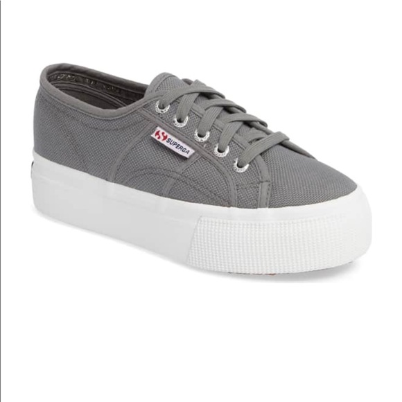 superga mid platform